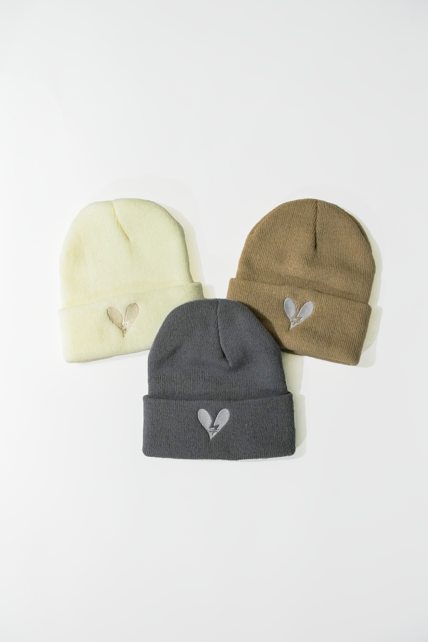 LONEY WINTER BEANIE LIGHT BEIGE